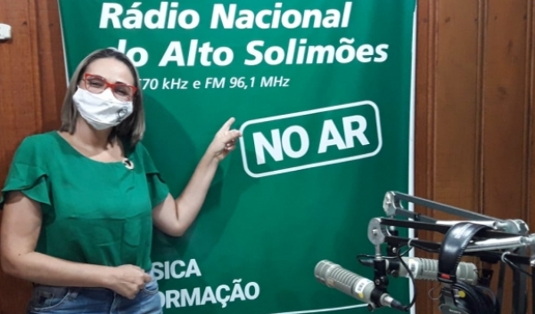 Taciana Carvalho Coutinho participou do programa Recados, para falar da estreia do quadro Radio Ciência.